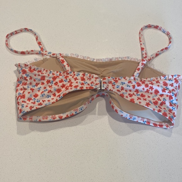 Large Bikini top with removable straps - Picture 2 of 4